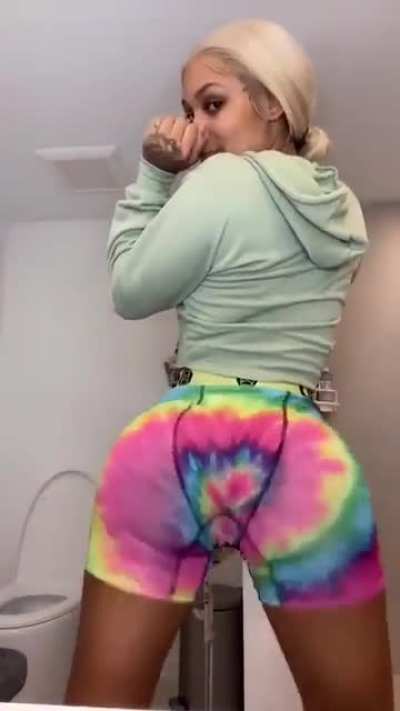 She wanna fuck