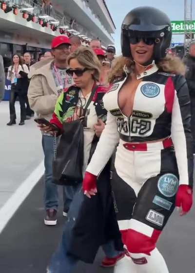 Beyonce at F1 Grand Prix in Las Vegas 11-22-2025