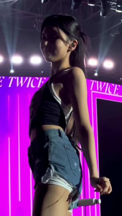230706 Mina