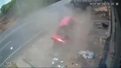 driver of red car died