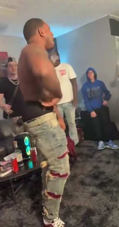 Aaron the plumber disses blueface