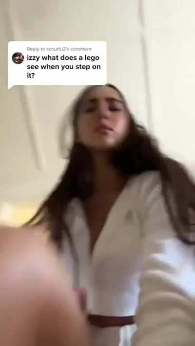 @izzlegreen she's a legend