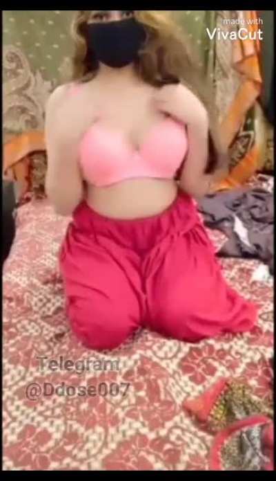 🔥🥰 Horny Kashmiri GF likes to Record herself for her naughty boyfriend 