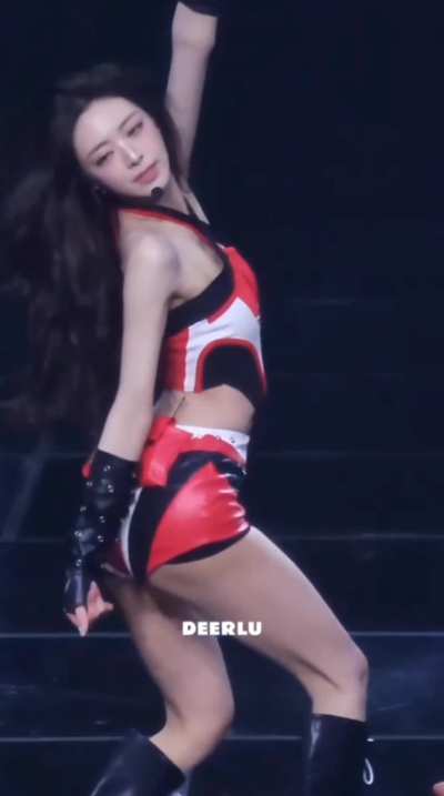 ITZY - Yuna