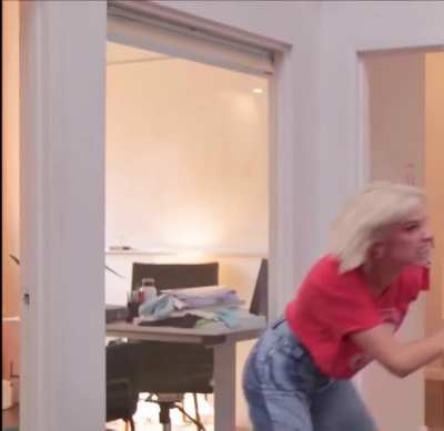 Courtney Vs CFM