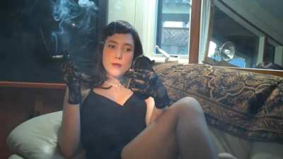 Bree from Smoking San Francisco Girls