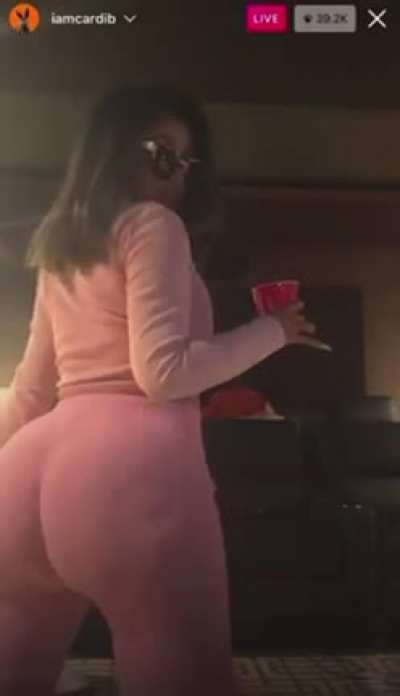 Fuck Cardi 😩