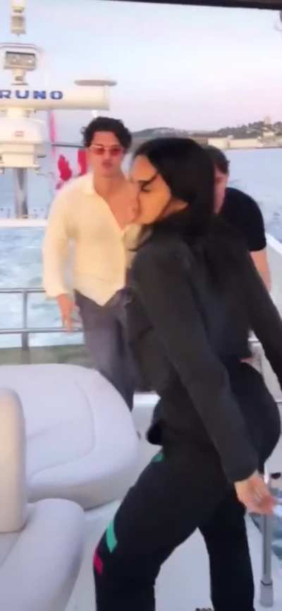 Love those moves