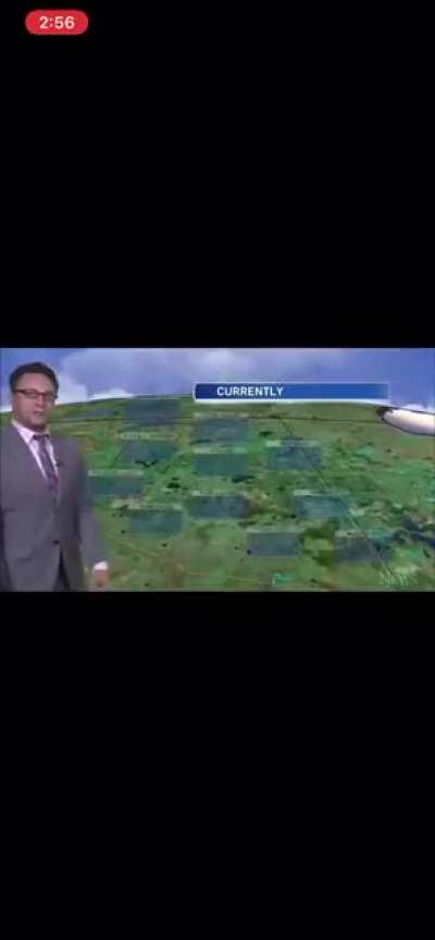 Canadian meteorologist experiences technical difficult, hilarity ensures.