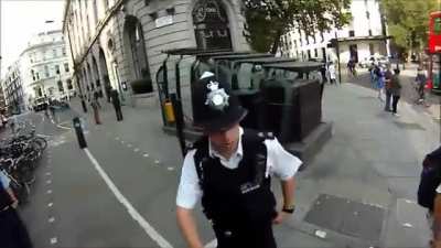Cop makes mistake, admits it and lets everyone go on their way