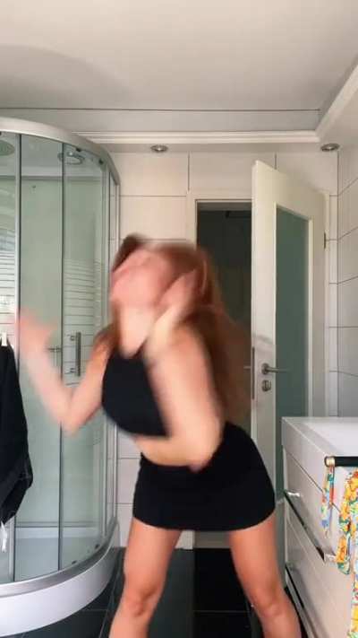 🖤🤩Leo Dance