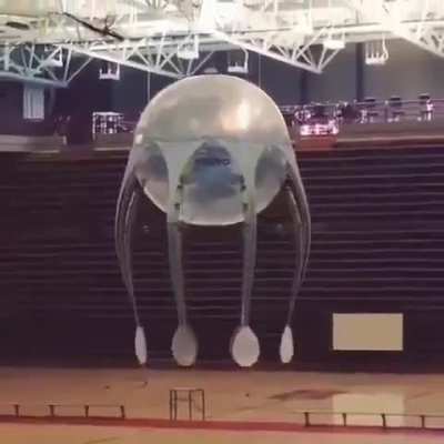 The way this Octopus Drone goes up