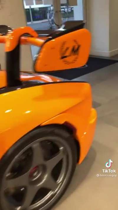 McLaren Senna LM, 1 of 5