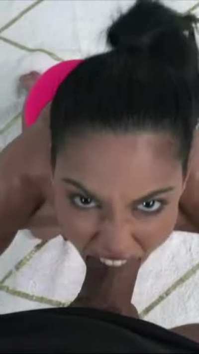Bite and deepthroat