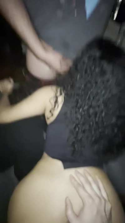 Spit roasting is definitely my favorite 🥰 love a cock in my mouth & pussy