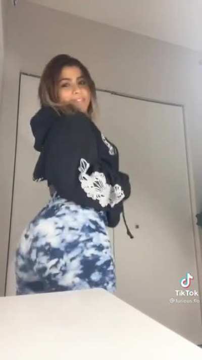 🤤🍑