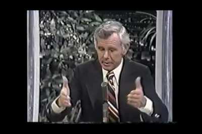 Muhammad Ali Tells Johnny Carson That UFO's Are Real..(Must See!!)