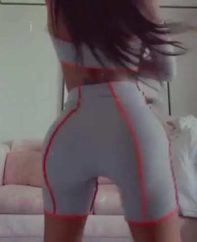 😩