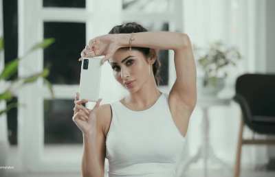 Mouni Roy