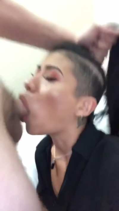 Japanese-Latina facefucked