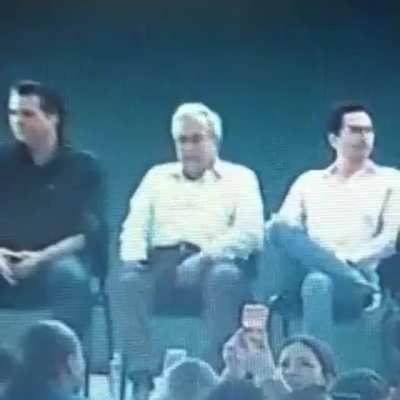 To sit with legs crossed