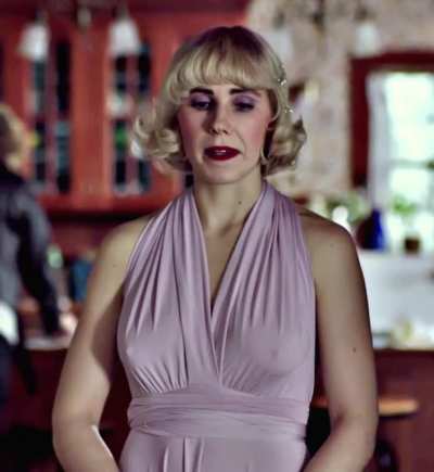 Zosia Mamet in Girls [S5E1-2016]