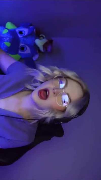 Kris moaning!