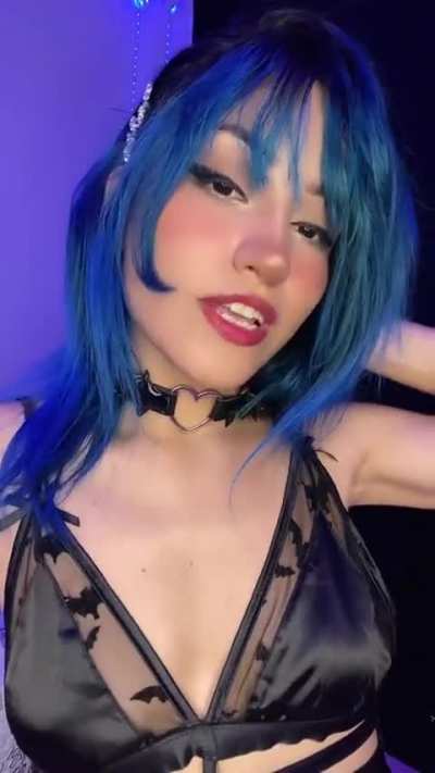 Cayra (@batcayra)