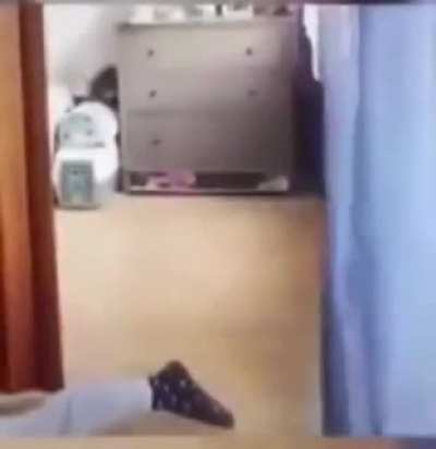 E morreu