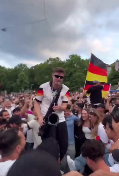 Whats this song?
