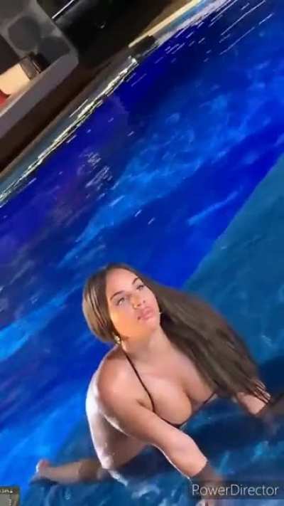 Chey in the pool