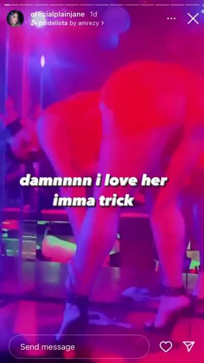SkyMachiavelli 😳😳🤤🤤