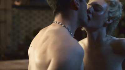 [Ass] [Nipple] Elle Fanning - The Great S1E1 and S02E09