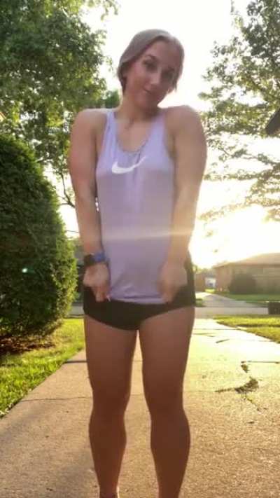 Do you think anyone will notice I’m not wearing a bra on my run today ?? 💦 [gif]