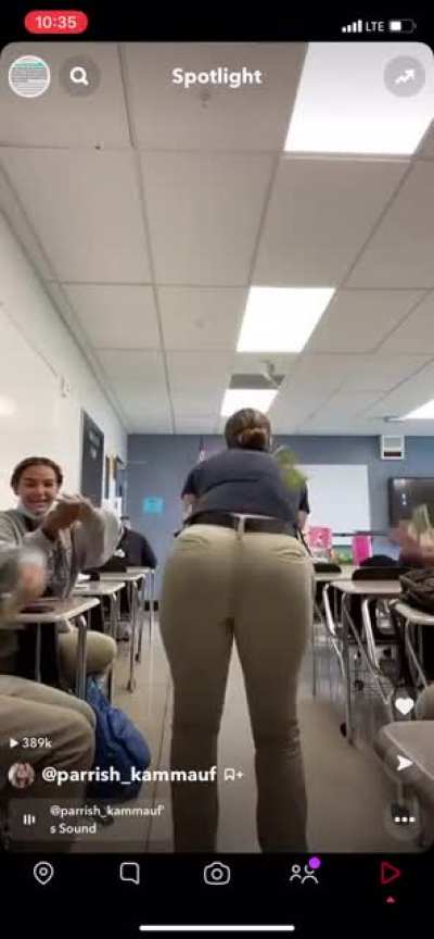 Teacher showing her ass to students