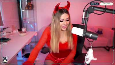 Toda una diablilla 😈