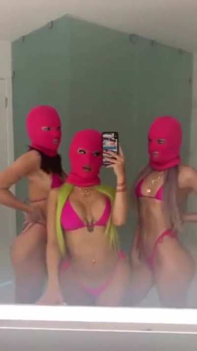 Bikini (right)