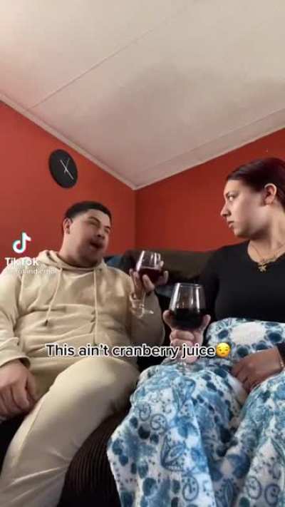 I can’t stop watching this video 😭