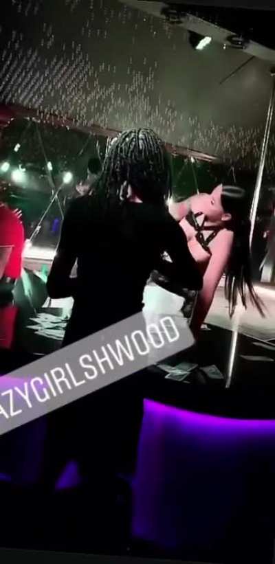 The0fficialkar0