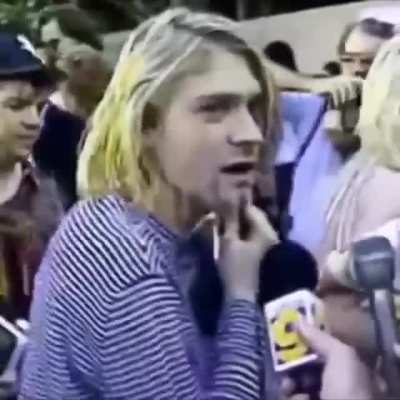 One of my favourite clips of Kurt.