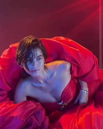 Anne Curtis