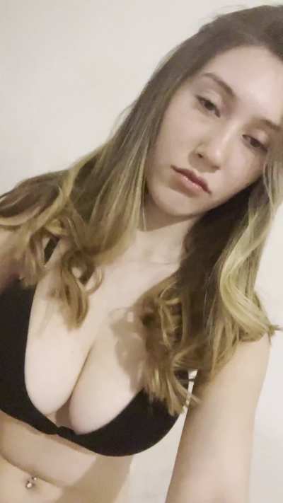 Will you fuck me while my parents are not at home? F18