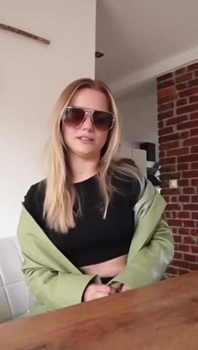 Weg mit der Jacke