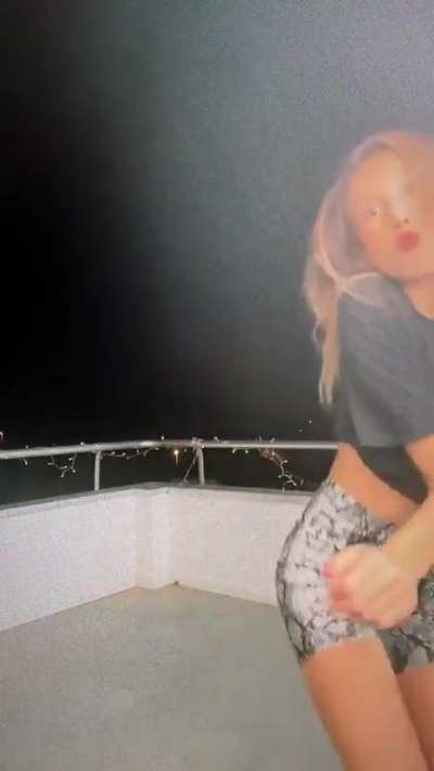 🍑🍑