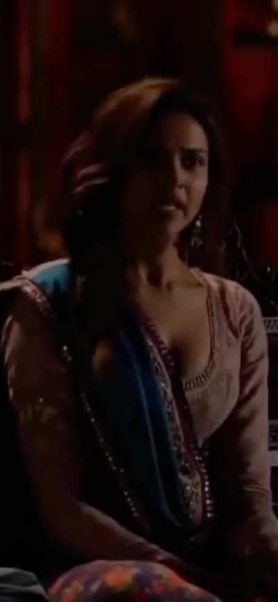 DEEPIKA PADUKONE