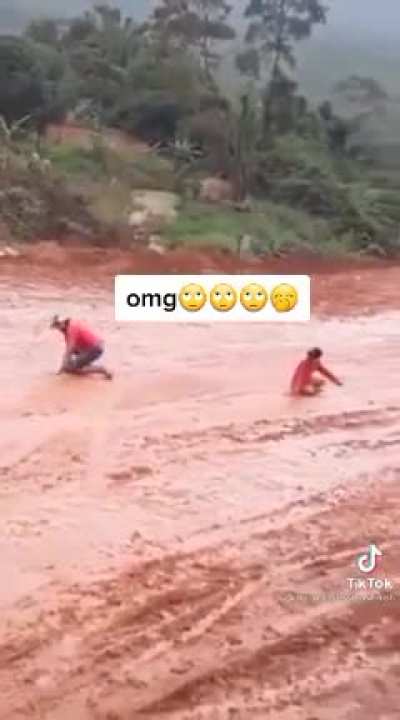 Heavy rains in my country be like...