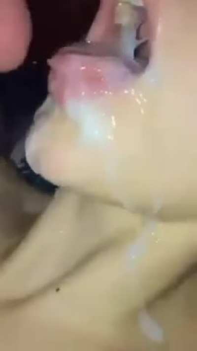 so much cum in her mouth