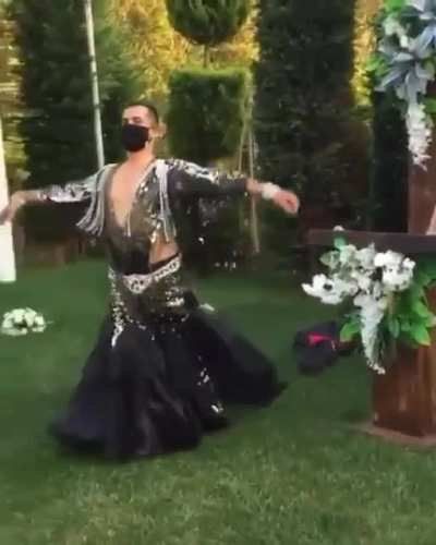 This is what happens if you change your mind in the middle of your wedding ceremony