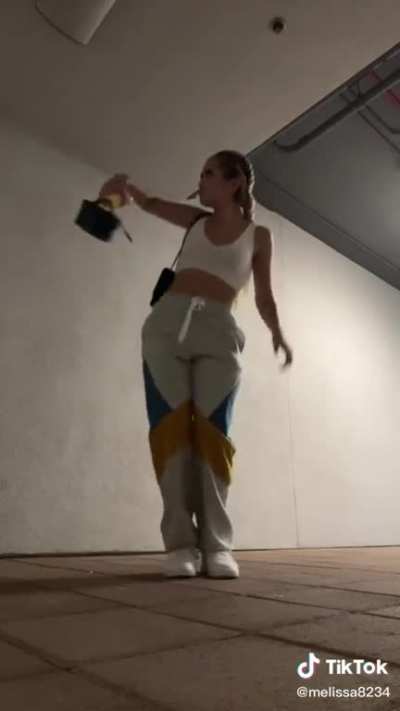 🤯