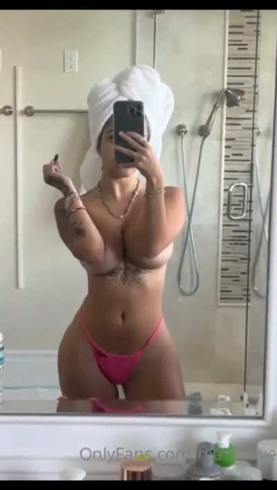 Malu Trevejo 🇨🇺